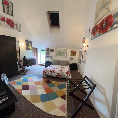 Bed and Breakfast Chez Thomas 7 Route Du Monde Ancien Saint-Georges-D'Aunay Экстерьер фото